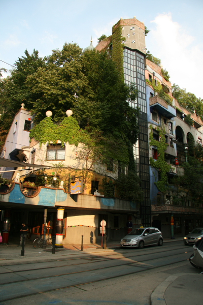 das hundertwasser haus 1.JPG